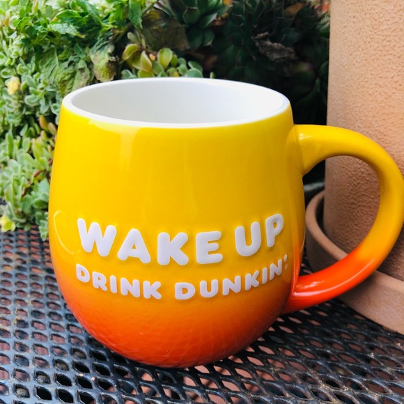 Dunkin’ Donuts Coffee Mug Cup Orange Ombré WAKE UP DRINK DUNKIN 20 oz